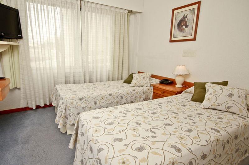 סן קרלוס דה ברילוצ'ה Hosteria Aitue מראה חיצוני תמונה
